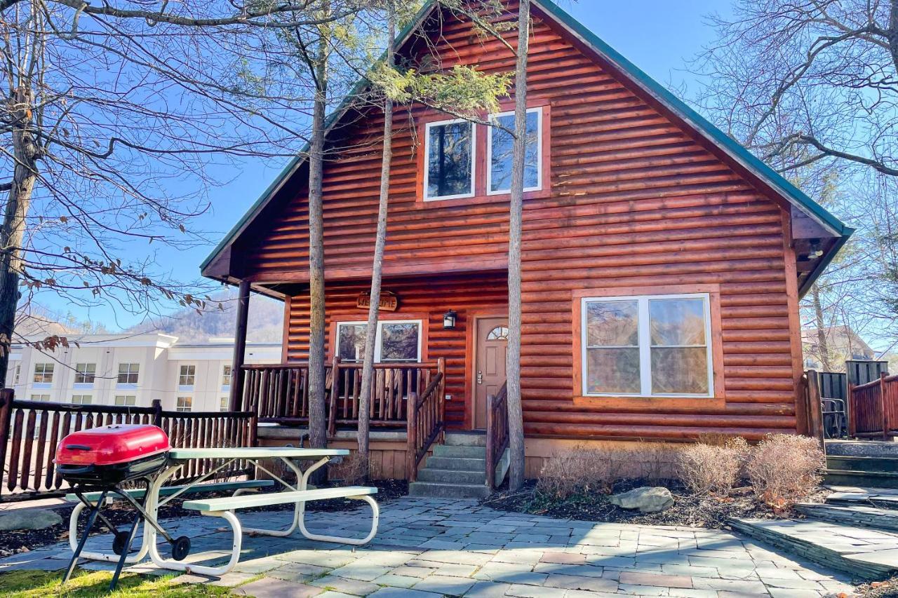Black Bear Hideaway Cabin Гатлинбург Экстерьер фото